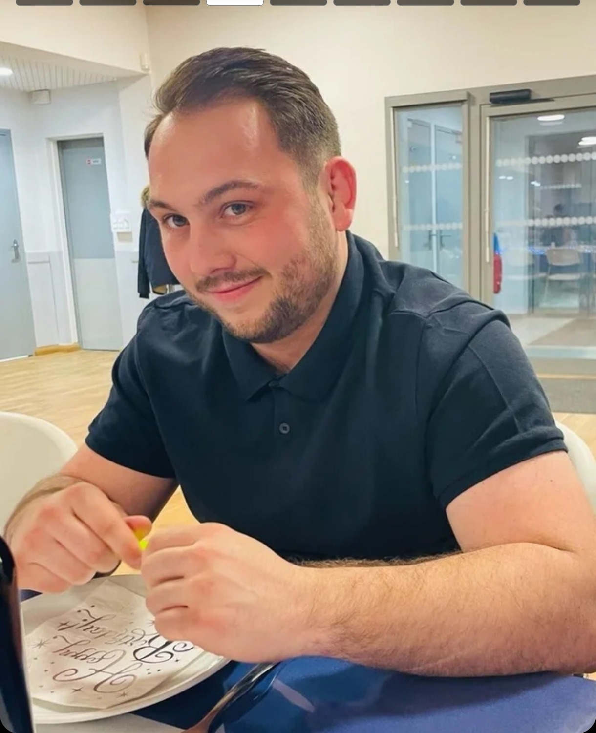 Profil de Elhad, 29 ans, Échangiste à Watson Lake