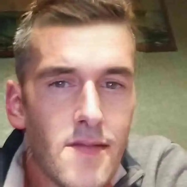 Profil de Furkan, 33 ans, Échangiste à Carmangay