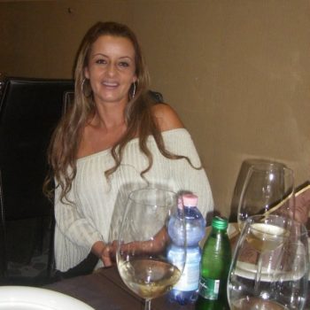 Profil de Acelya, 50 ans, Échangiste à Waldron