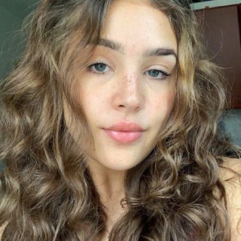 Profil de Fleuriane, 25 ans, Échangiste à Saint-Samuel