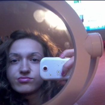 Profil de Naziha, 31 ans, Échangiste à Nantes