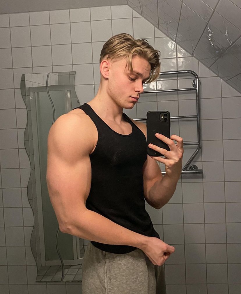 Profil de Placide, 21 ans, Échangiste à Cobalt