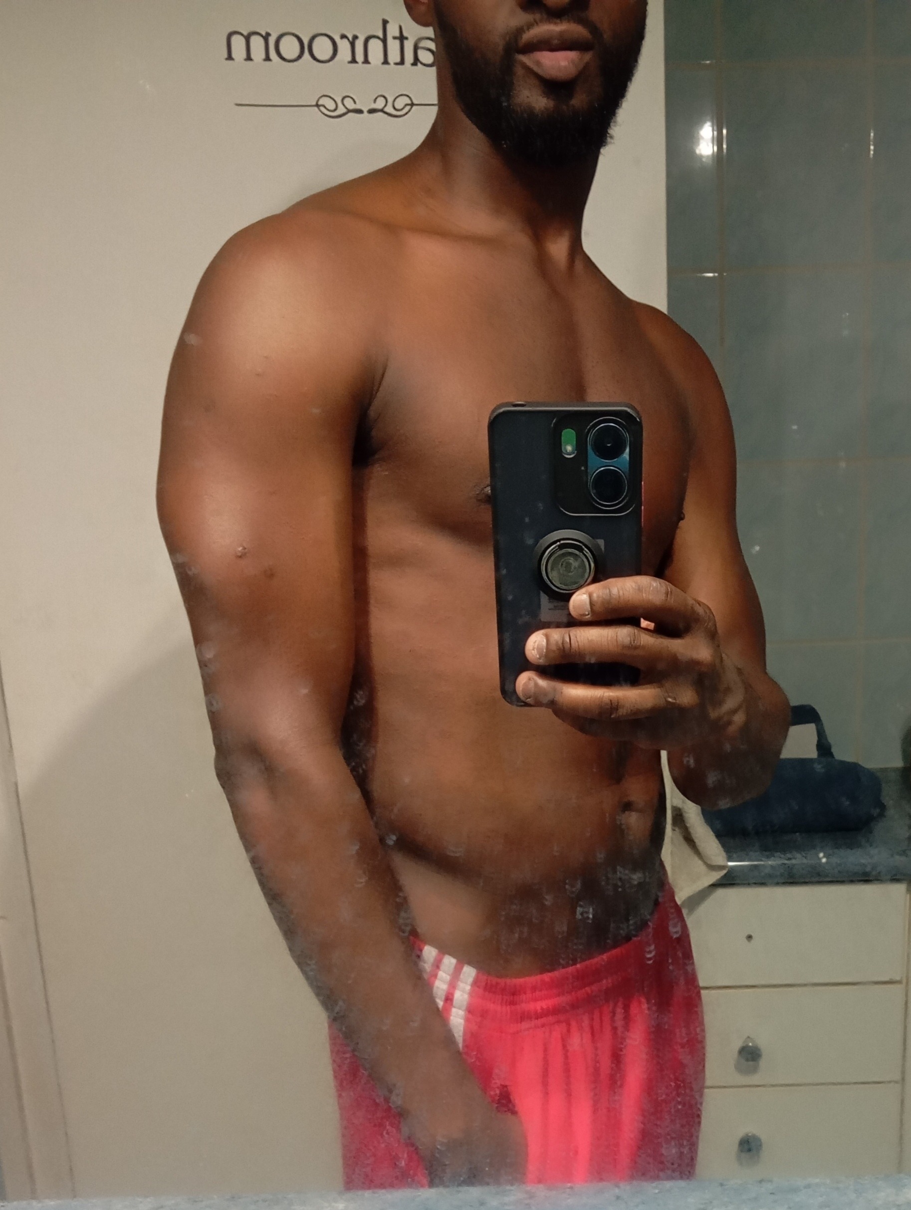 Profil de Yeli, 27 ans, Échangiste à Big Valley