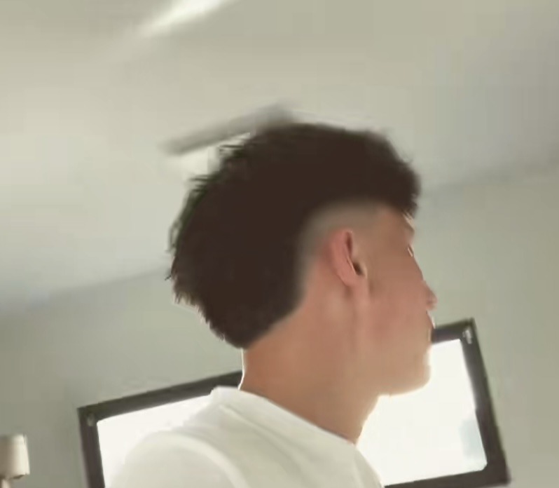 Profil de Ishak, 24 ans, Échangiste à Central Butte