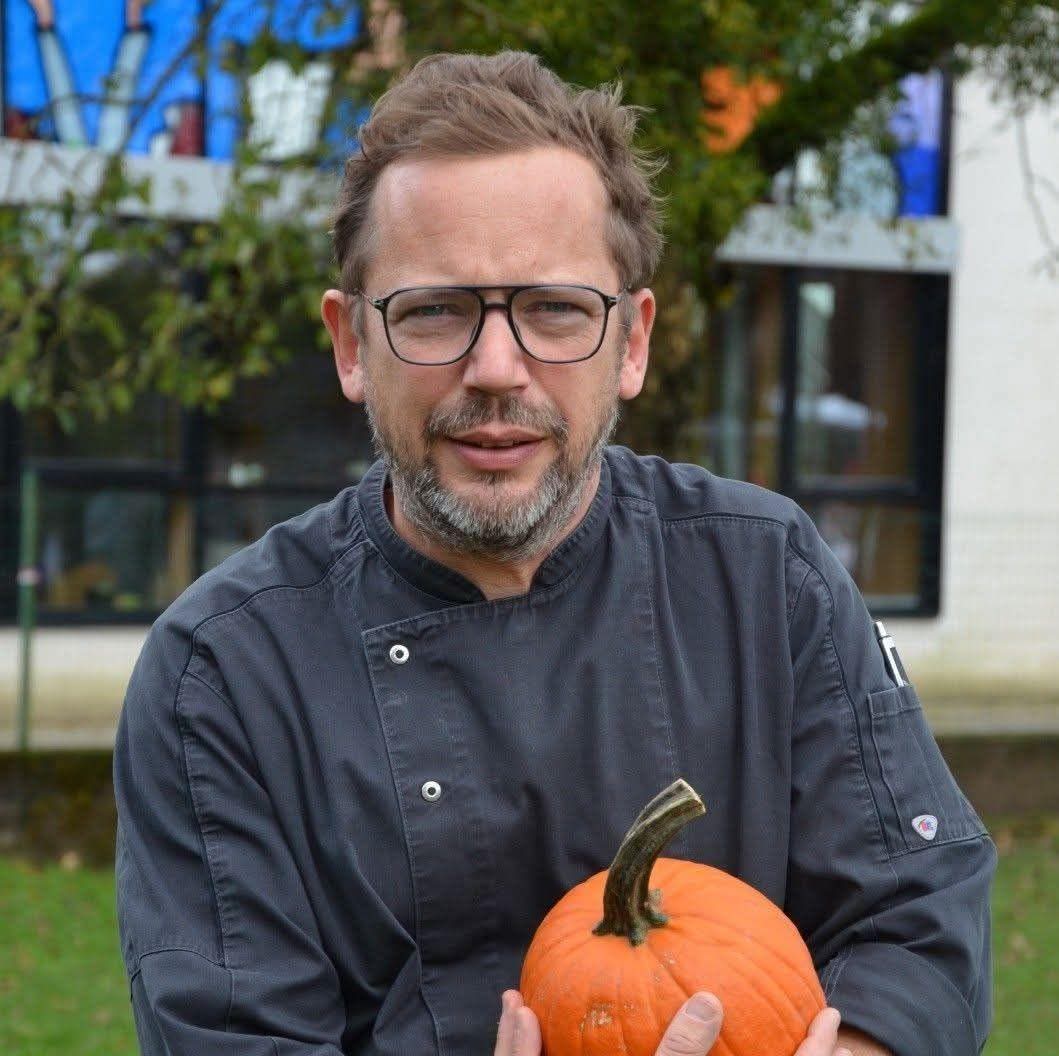 Profil de Louqman, 45 ans, Échangiste à Havelock-Belmont-Methuen