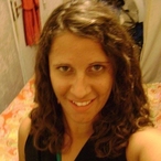 Profil de Helia, 25 ans, Échangiste à Three Hills