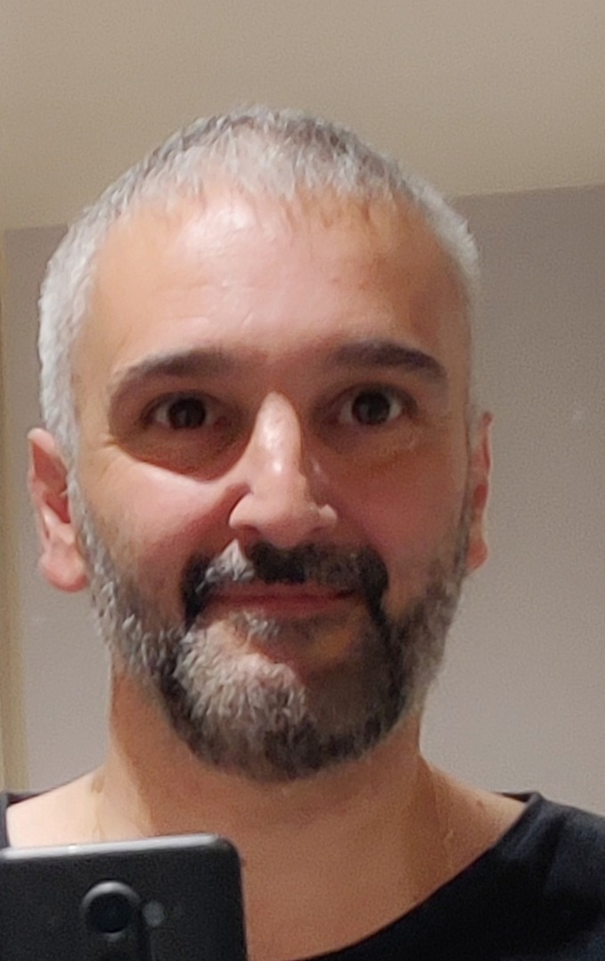 Profil de Lluis, 47 ans, Échangiste à Pense
