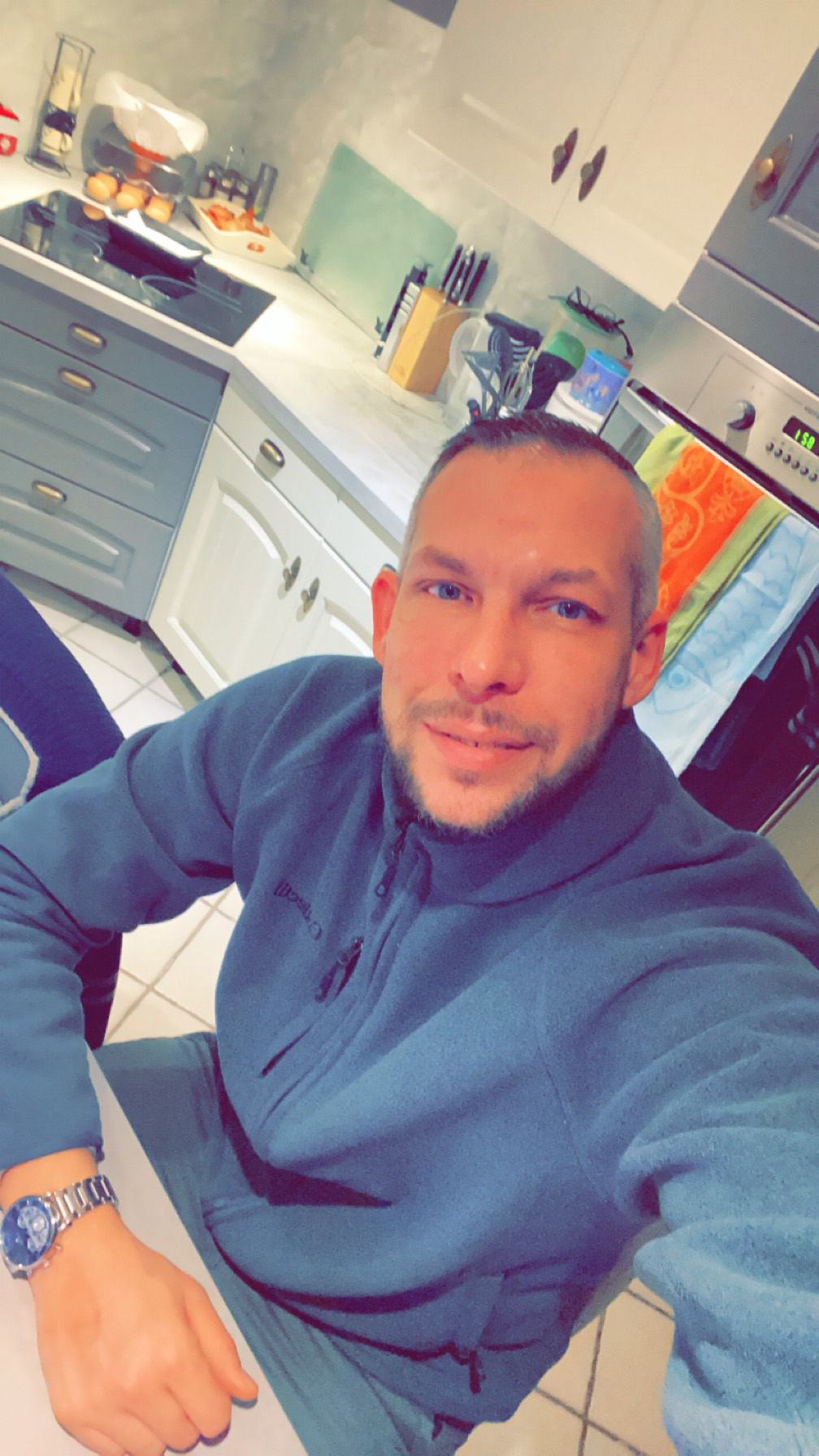 Profil de Django, 18 ans, Échangiste à Otonabee-South Monaghan