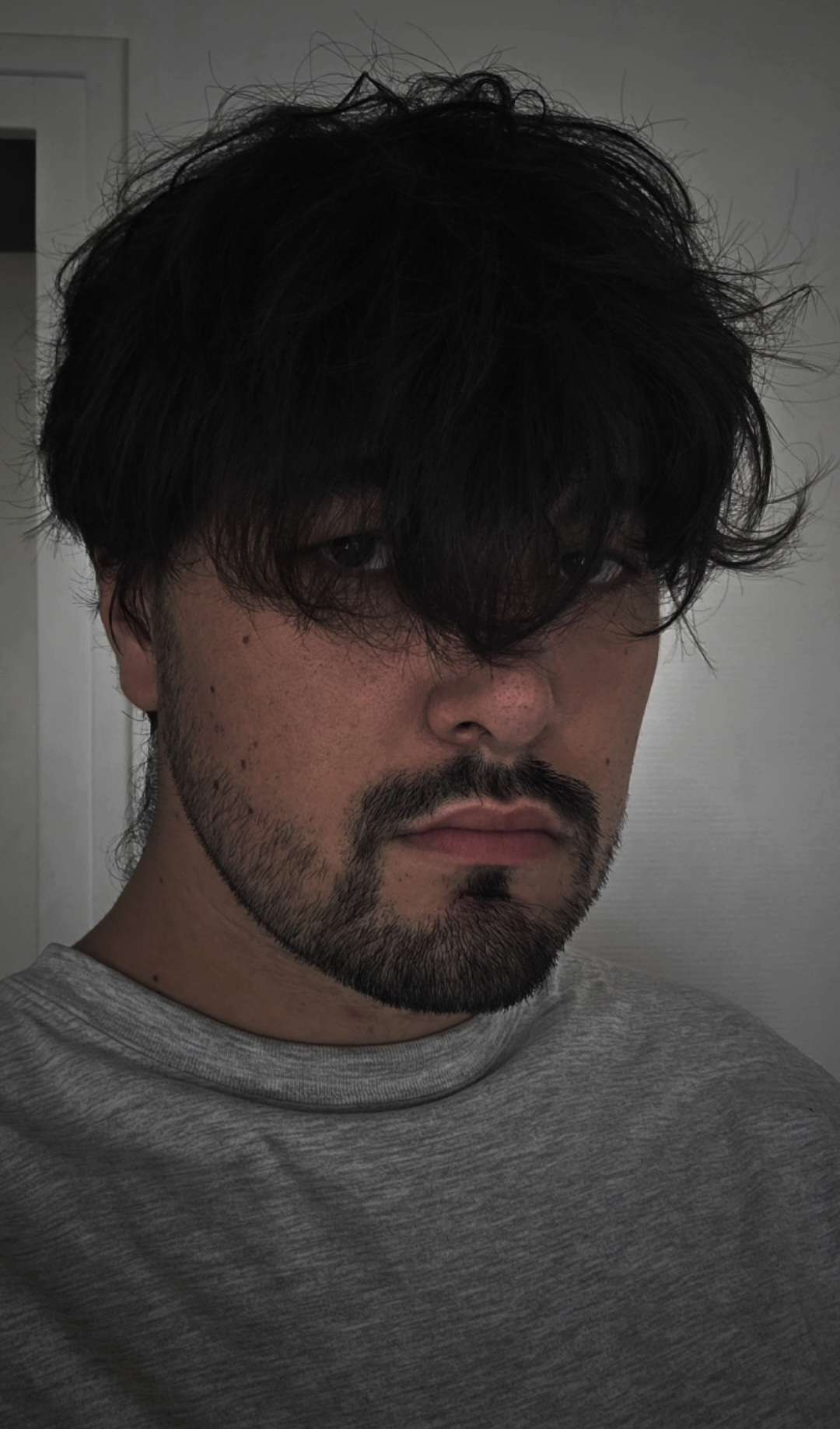 Profil de Agit, 25 ans, Échangiste à Sainte-Madeleine